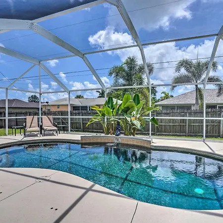 Cape Coral Home With Pool And Outdoor Bar!